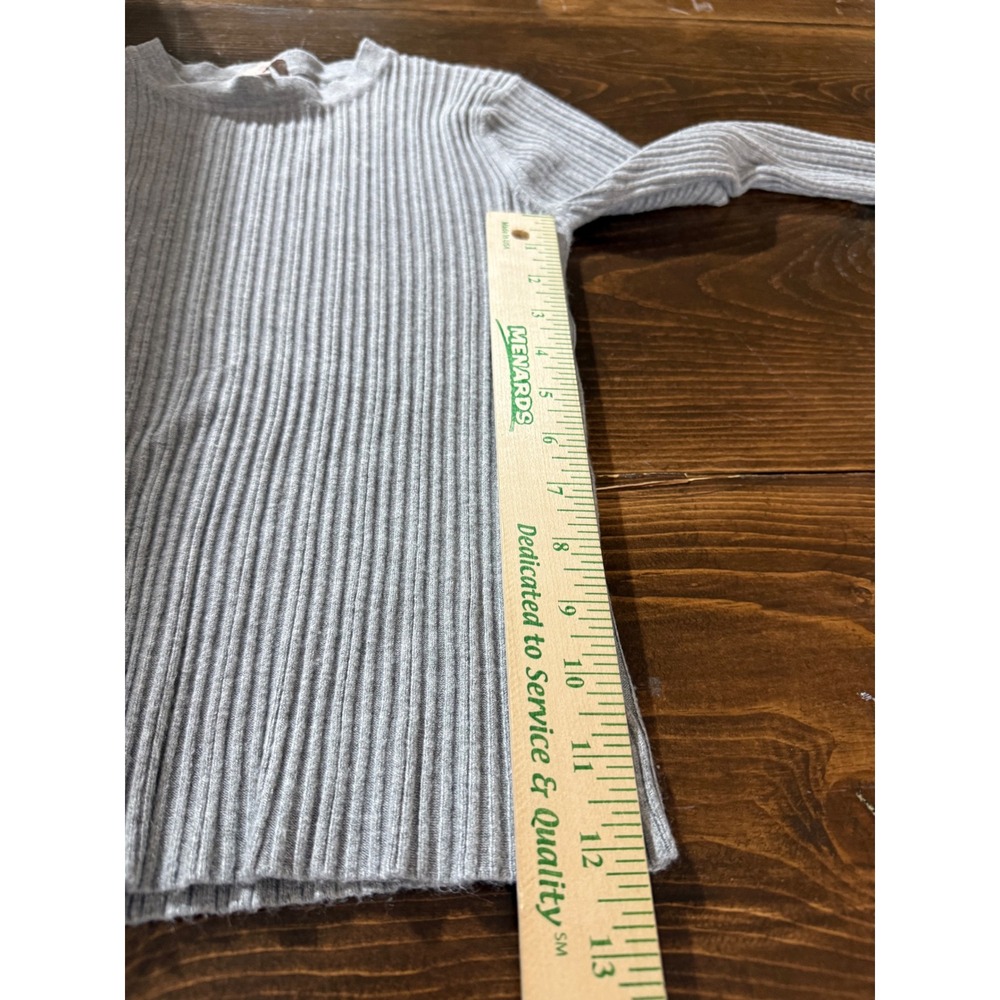 Forever 21 Ribbed Knit Top Gray Long Sleeve‎ Crew Neck Basic Casual Medium - Picture 8 of 9